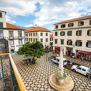 Apart-hotel Esmeralda Holidays, Funchal (Madeira)