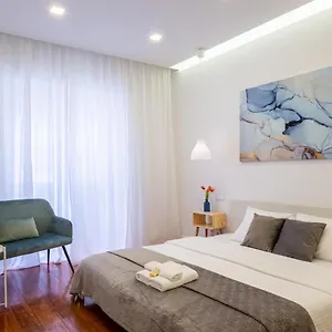 Hola 4*, Lisboa Portugal